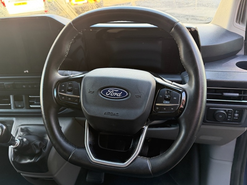 Used Ford Transit Custom 2024 for sale - 76907820: Photo 8
