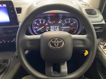 Used Toyota ProAce 2022 for sale - 79341942: Photo