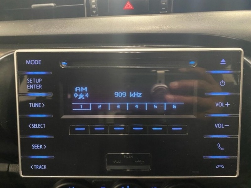 Used Toyota Hilux 2020 for sale - 77850857: Photo 4