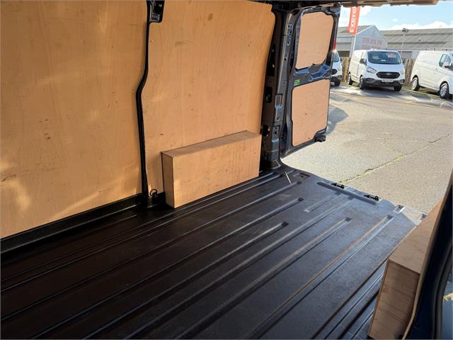 Used Ford Transit Custom 2024 for sale - 76618952: Photo 19