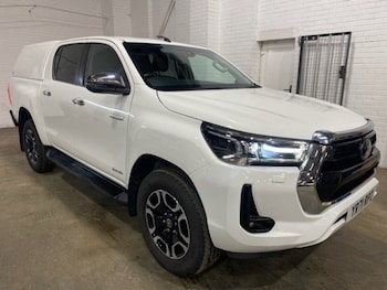 Toyota Hilux feature image