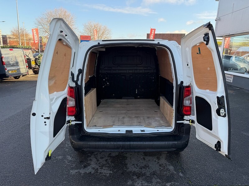 Used Vauxhall Combo 2021 for sale - 76907808: Photo 17