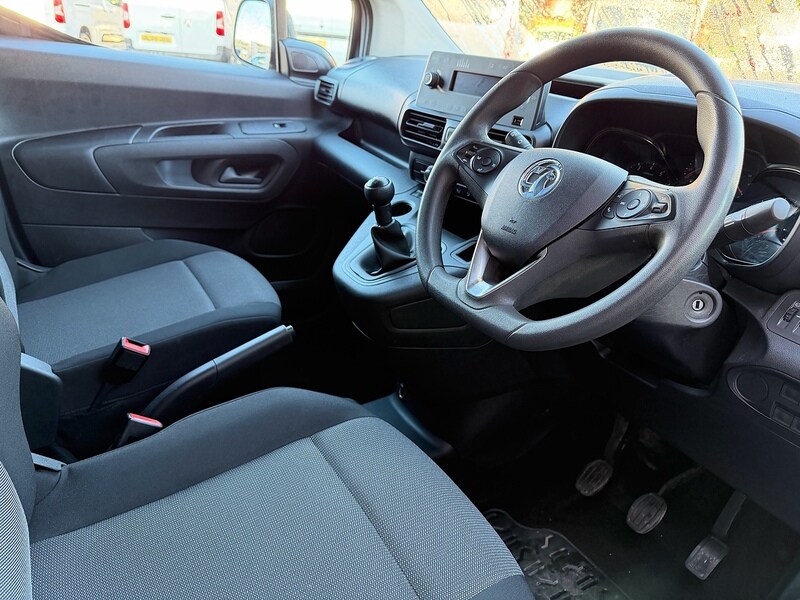 Used Vauxhall Combo 2021 for sale - 76907808: Photo 5