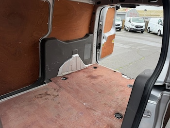 Used Ford Transit Connect 2021 for sale - 76907810: Photo