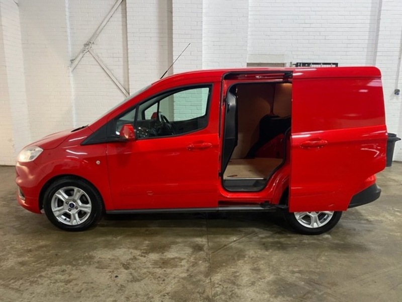 Used Ford Transit Courier for sale - 77159967: Photo 2