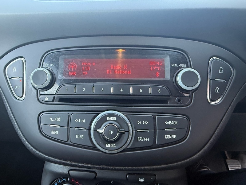 Used Vauxhall Corsa 2016 for sale - 77968002: Photo 7