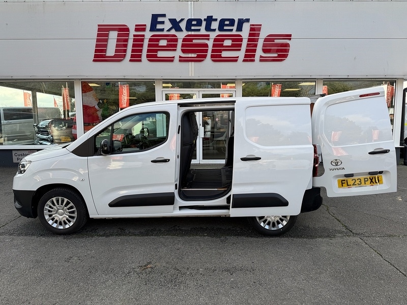 Used Toyota ProAce 2023 for sale - 76962806: Photo 18