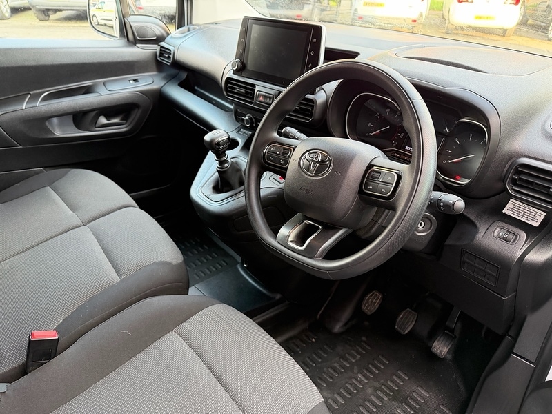 Used Toyota ProAce 2023 for sale - 76962806: Photo 5