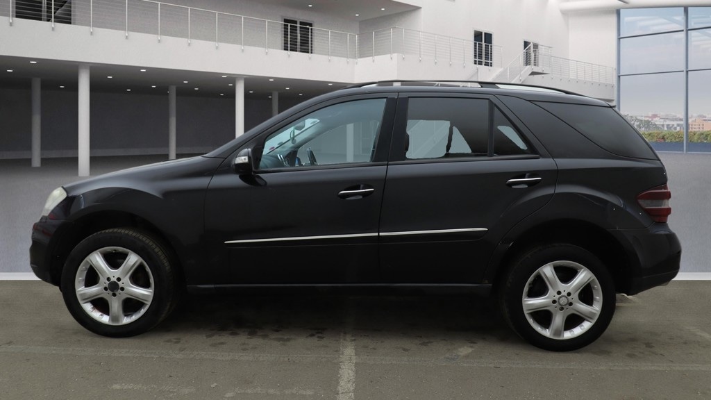 Used Mercedes-Benz M Class 2007 for sale - 78092870: Photo 6