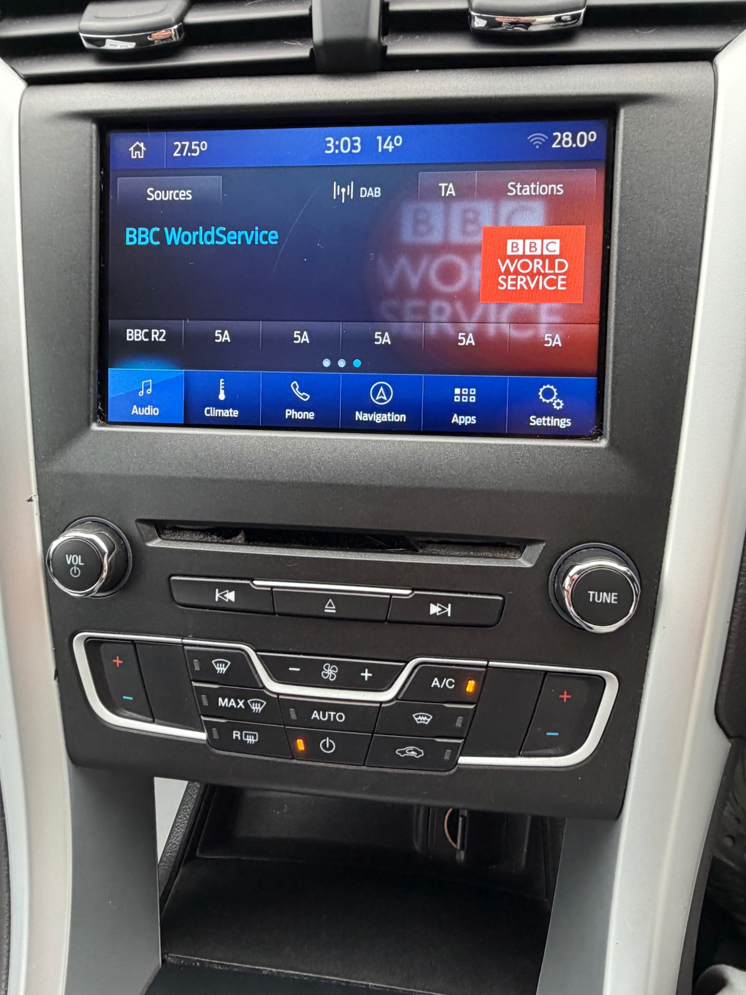 Used Ford Mondeo 2016 for sale - 76542343: Photo 15