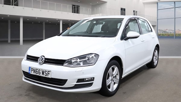 Used Volkswagen Golf 2016 for sale - 75690056: Photo 2