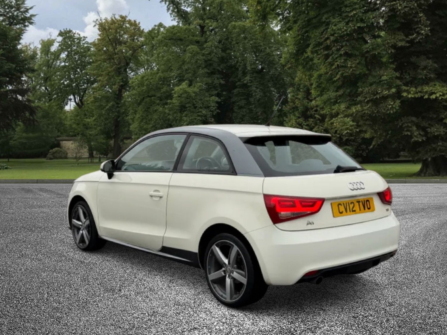 Used Audi A1 2012 for sale - 76464486: Photo 11