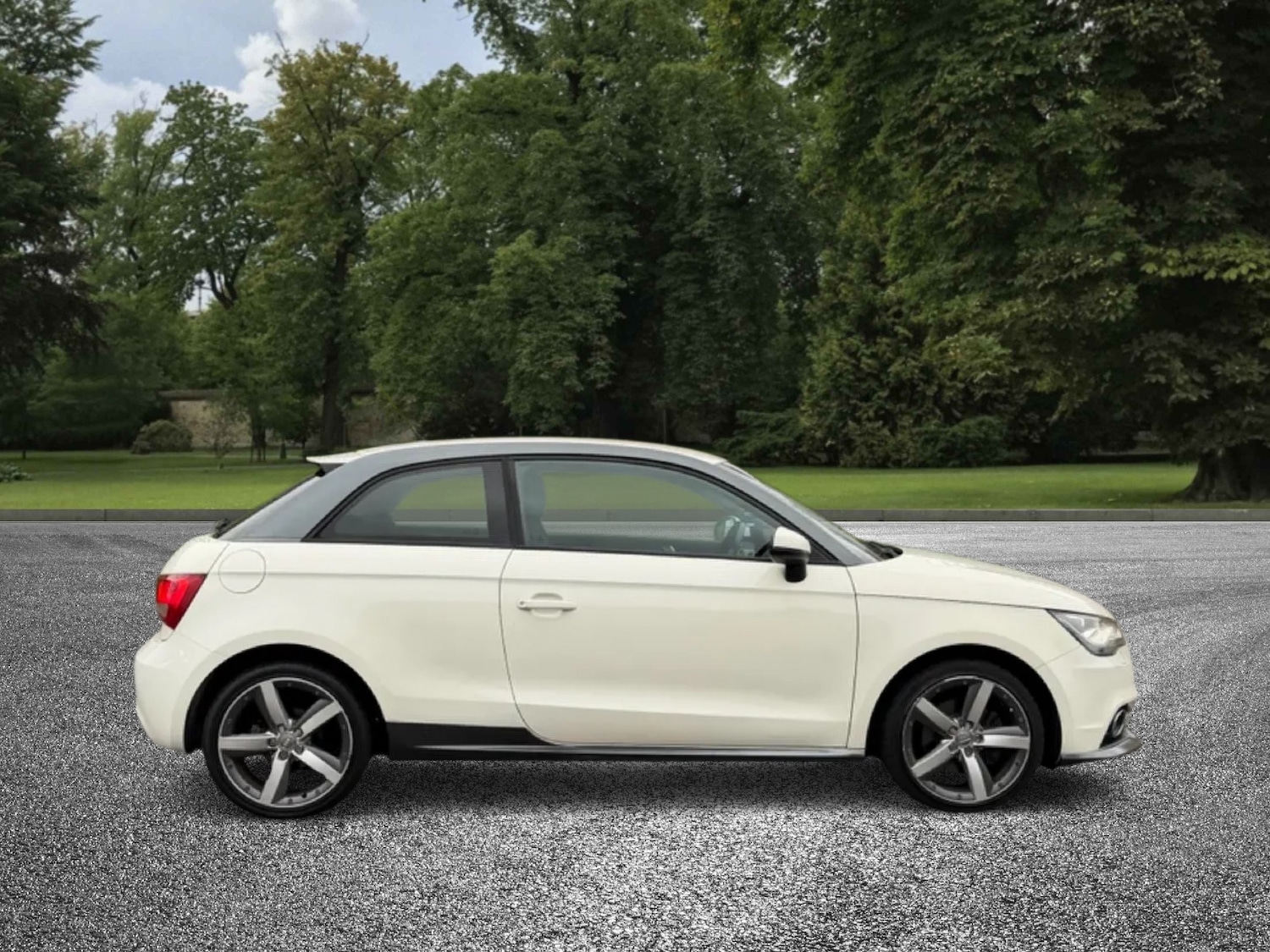 Used Audi A1 2012 for sale - 76464486: Photo 14