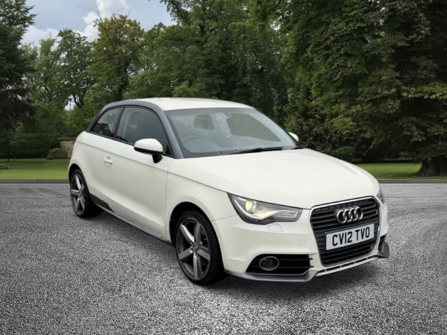 Used Audi A1 2012 for sale - 76464486: Photo 2