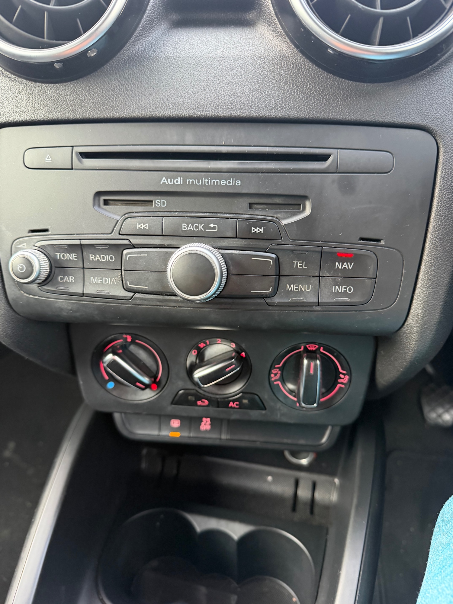 Used Audi A1 2012 for sale - 76652287: Photo 23