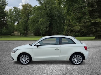 Used Audi A1 2012 for sale - 76652287: Photo