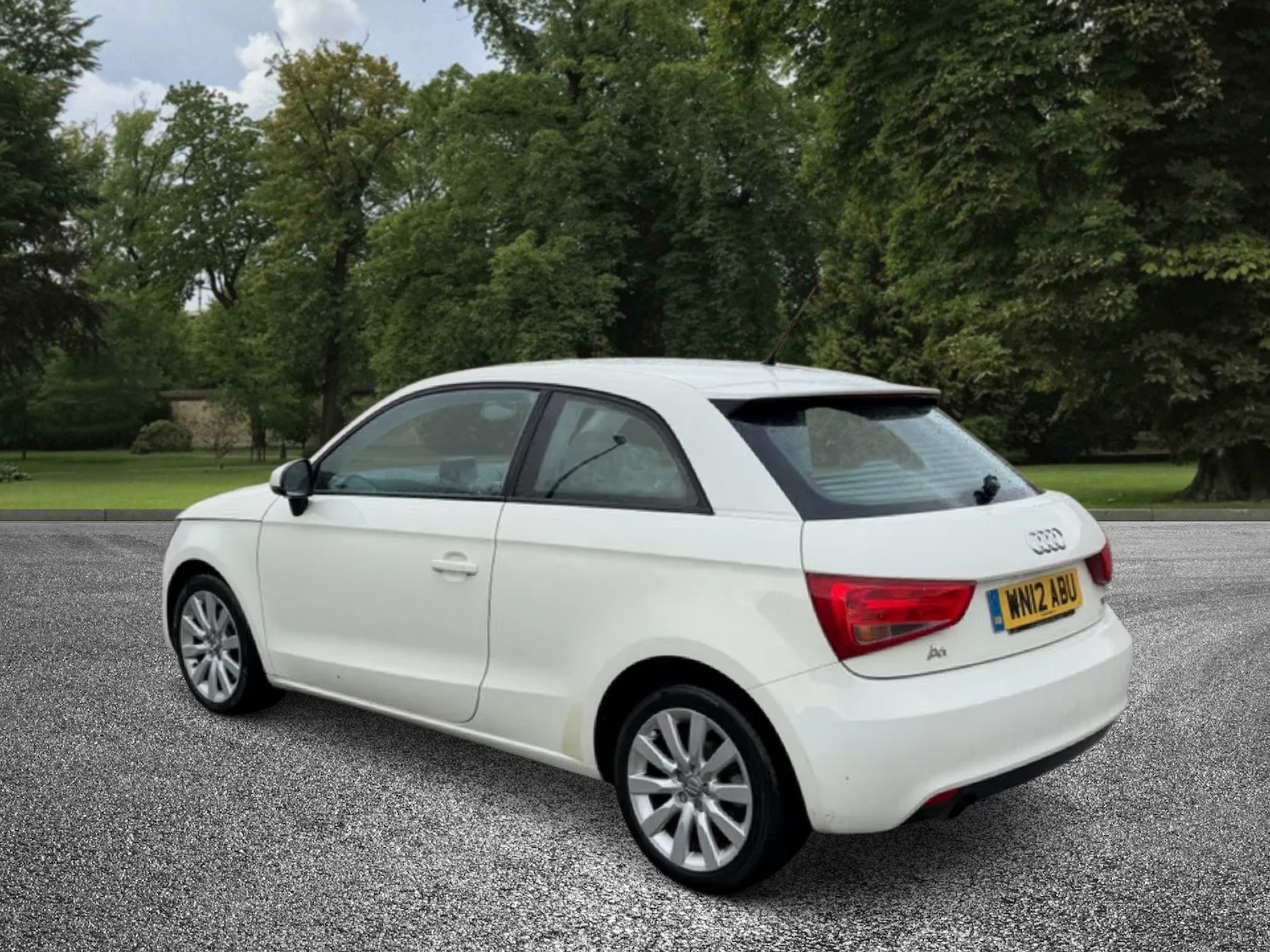 Used Audi A1 2012 for sale - 76652287: Photo 8
