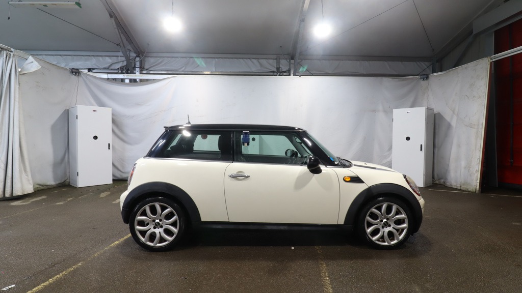 Used MINI Hatch 2007 for sale - 76566352: Photo 2
