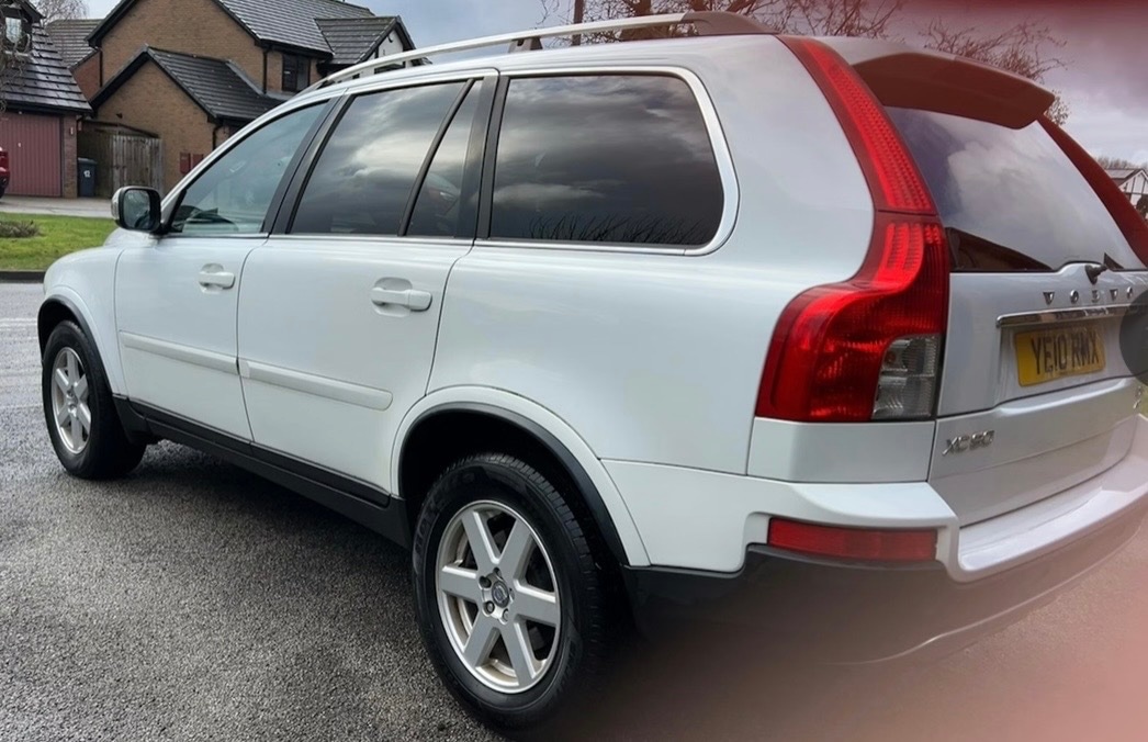 Used Volvo XC90 2010 for sale - 78092960: Photo 3