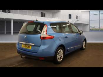 Used Renault Grand Scenic 2015 for sale - 73391271: Photo
