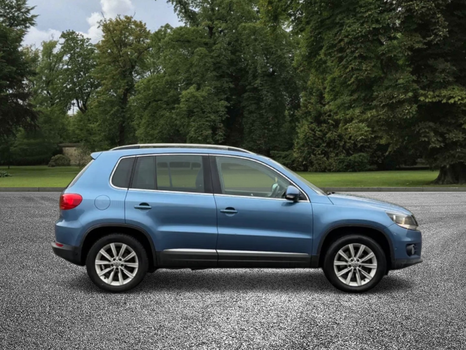 Used Volkswagen Tiguan 2013 for sale - 77028880: Photo 4