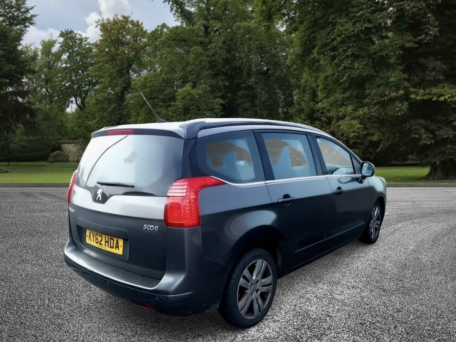 Used Peugeot 5008 2012 for sale - 78094754: Photo 2