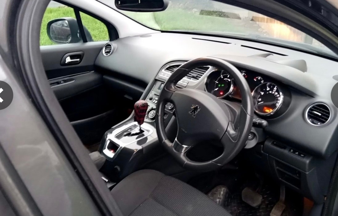 Used Peugeot 5008 2012 for sale - 78094754: Photo 4