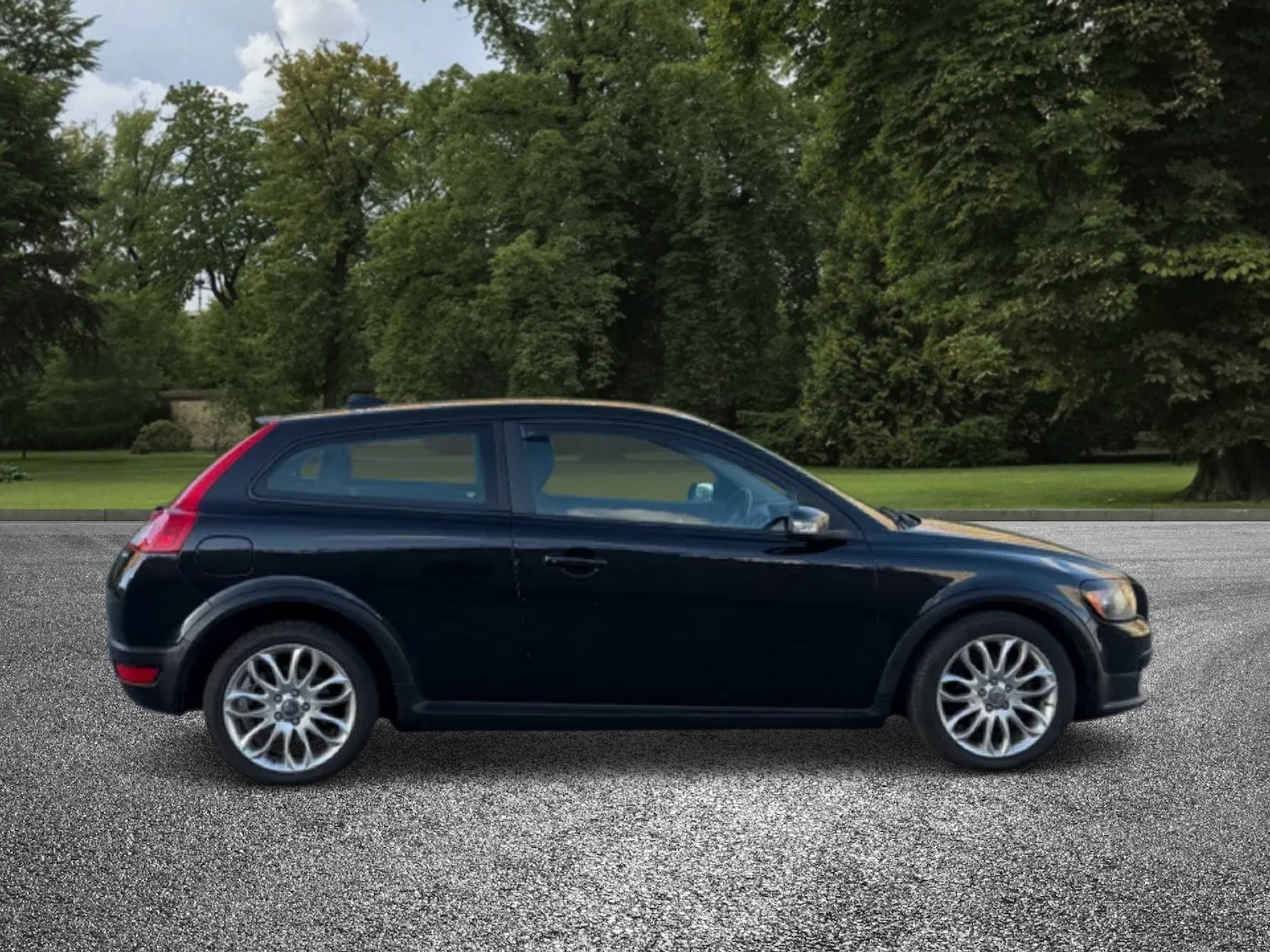 Used Volvo C30 2007 for sale - 76777873: Photo 8