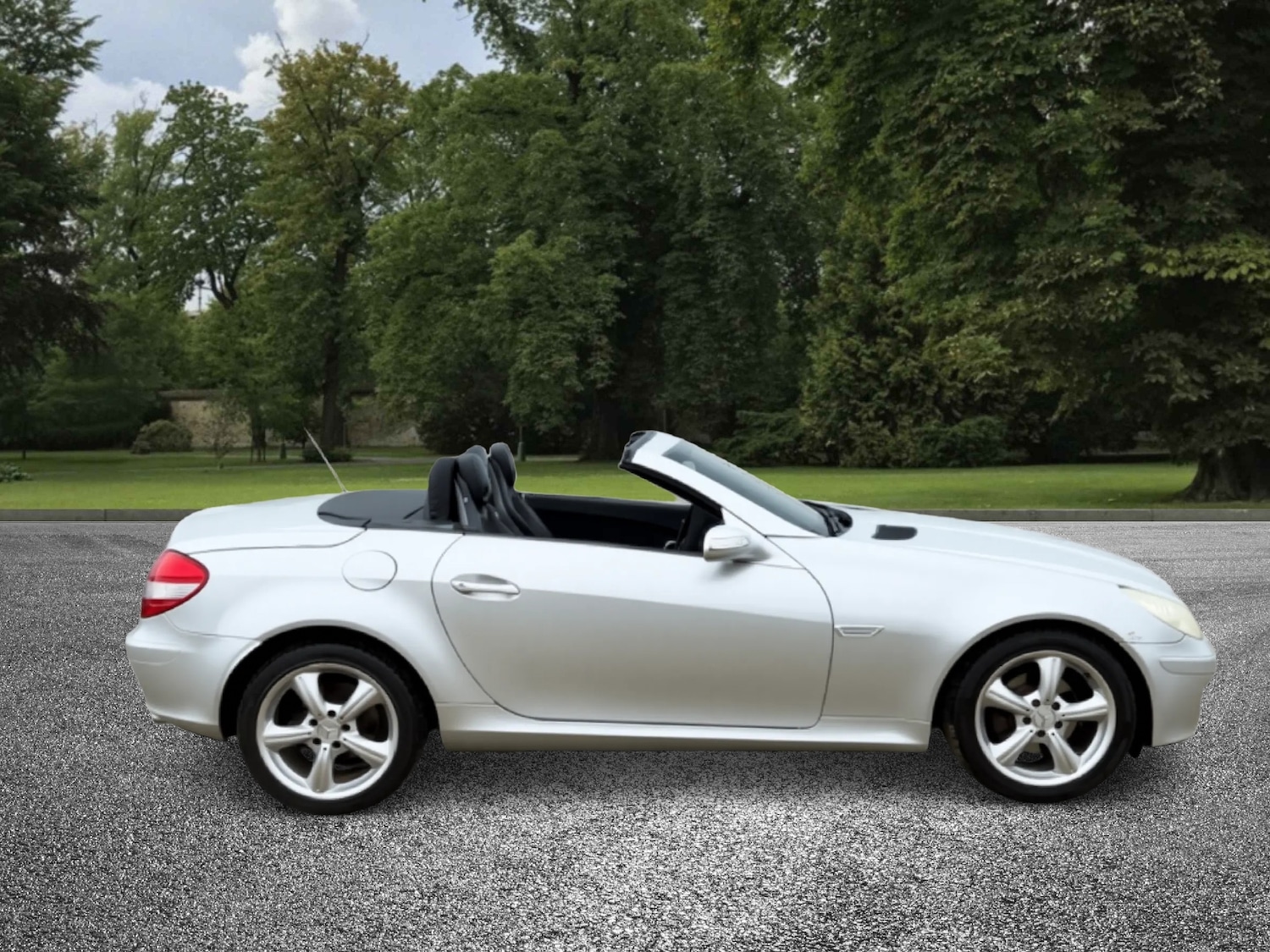 Used Mercedes-Benz SLK 2005 for sale - 77273466: Photo 9