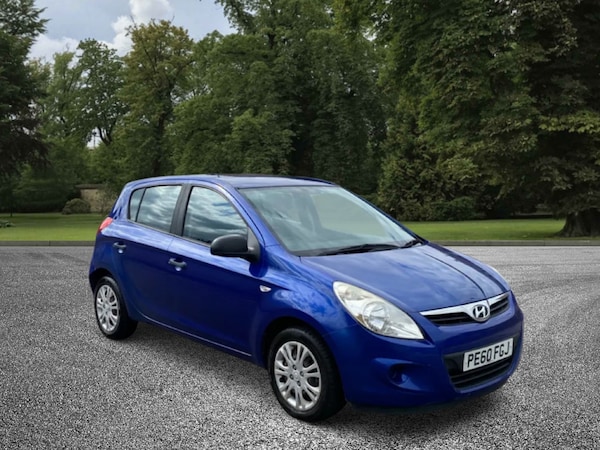 Used Hyundai i20 2010 for sale - 74867416: Photo 2