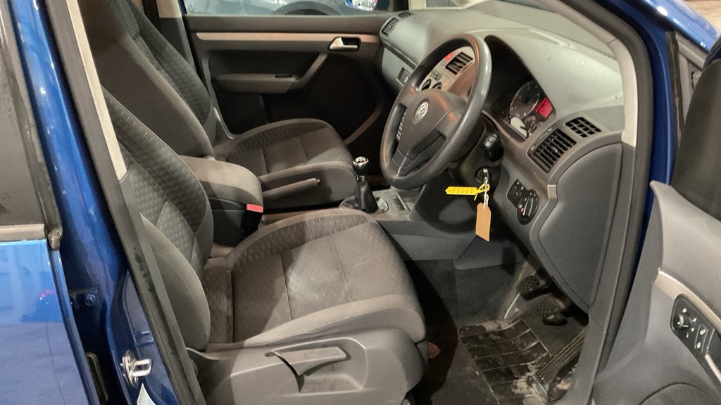 Used Volkswagen Touran 2009 for sale - 77170402: Photo 10