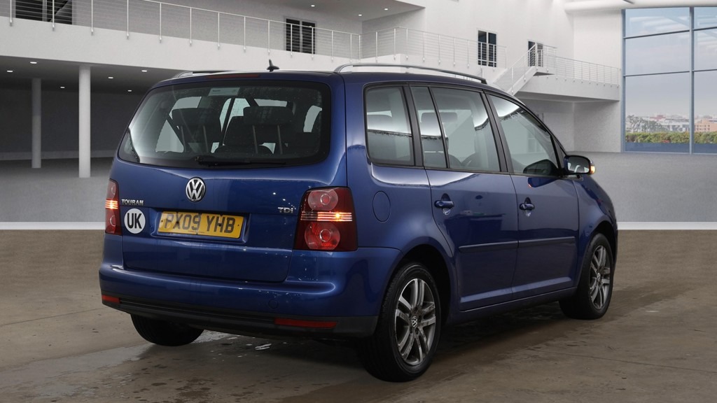 Used Volkswagen Touran 2009 for sale - 77170402: Photo 22