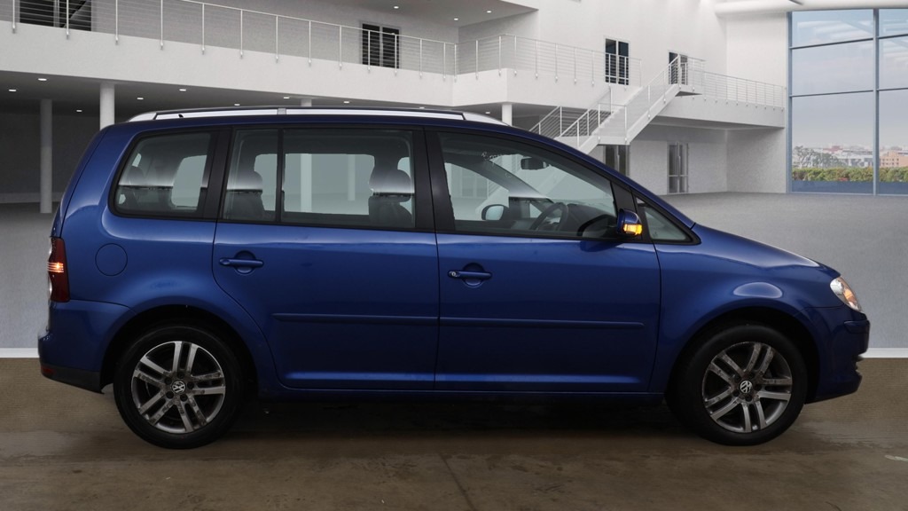 Used Volkswagen Touran 2009 for sale - 77170402: Photo 23