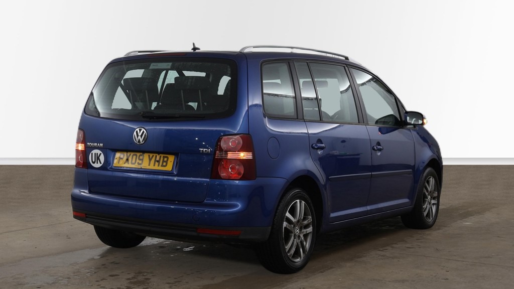 Used Volkswagen Touran 2009 for sale - 77170402: Photo 5