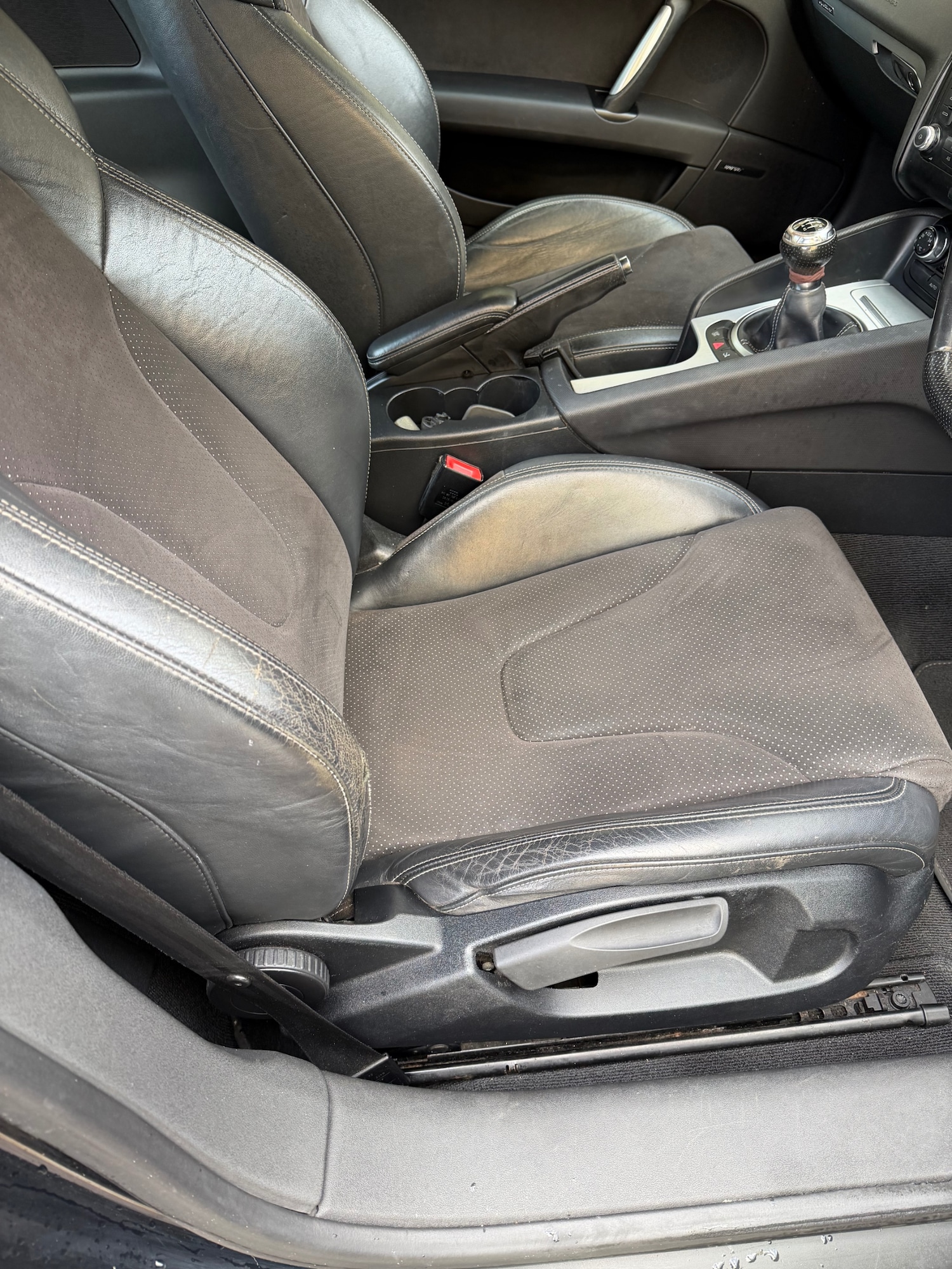 Used Audi TT 2010 for sale - 76464326: Photo 18