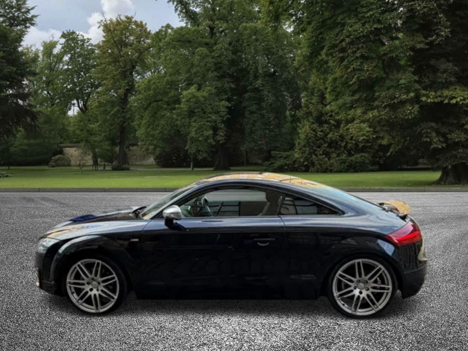 Used Audi TT 2010 for sale - 76464326: Photo 6