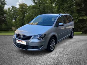 Used Volkswagen Touran 2010 for sale - 73815446: Photo
