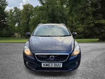 Used Volvo V40 2013 for sale - 76532312: Photo