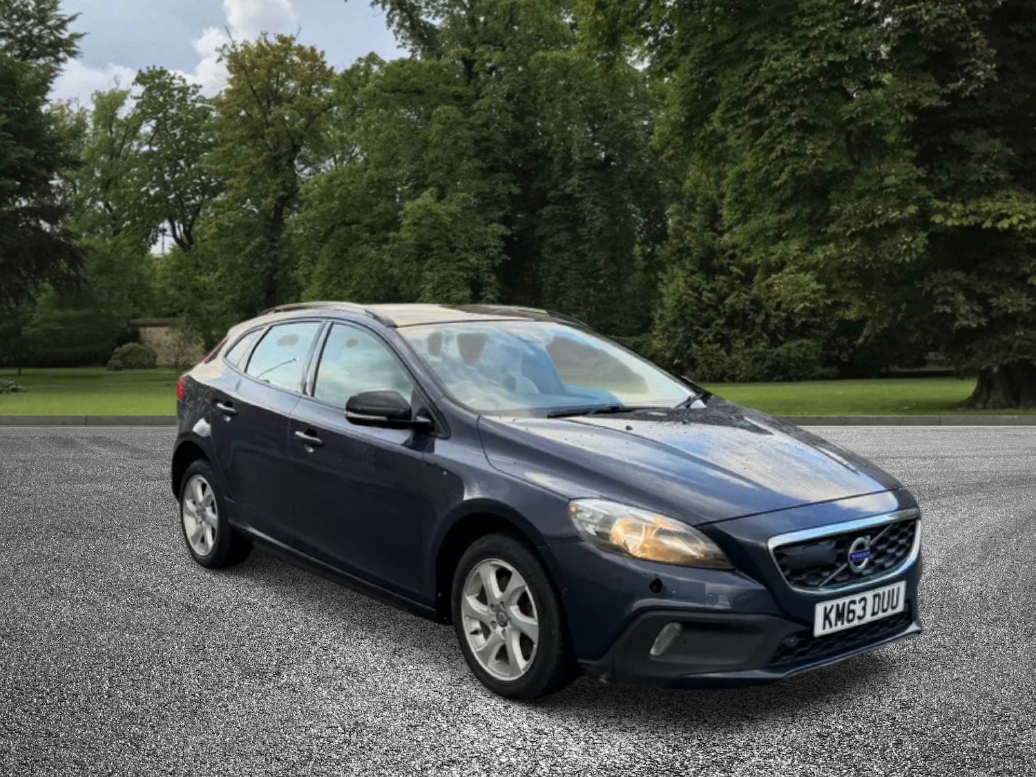 Used Volvo V40 2013 for sale - 76532312: Photo 9