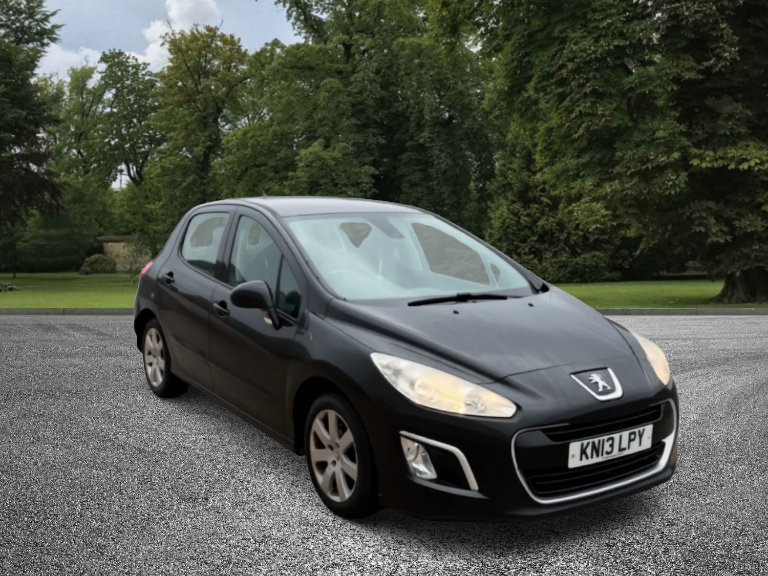 Used Peugeot 308 2013 for sale - 77637088: Photo 2