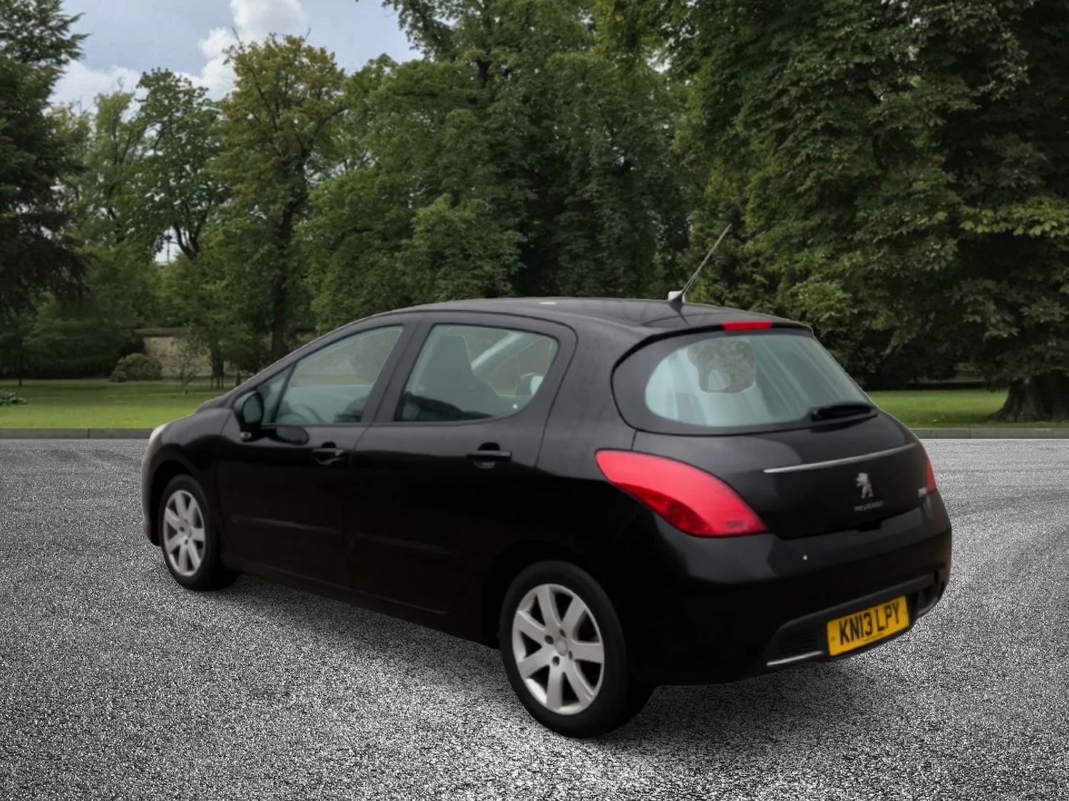 Used Peugeot 308 2013 for sale - 77637088: Photo 7