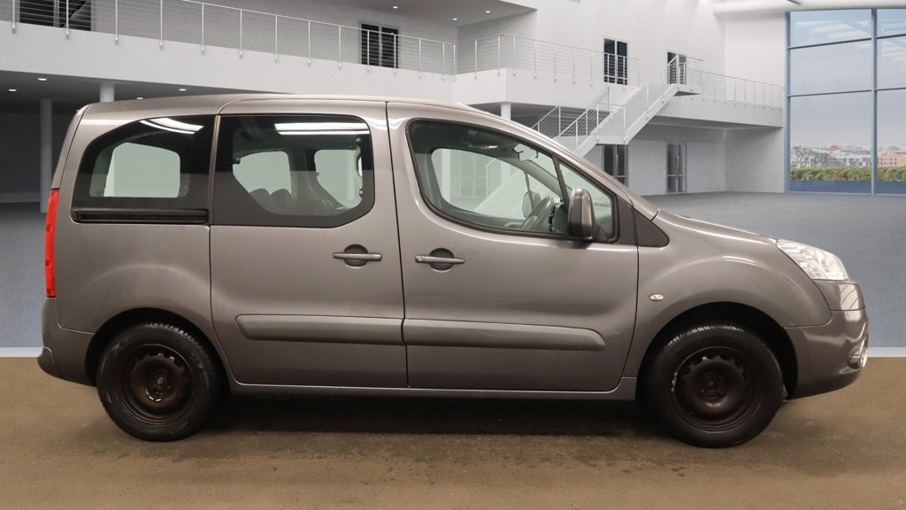 Used Peugeot Partner Tepee 2009 for sale - 77168763: Photo 5