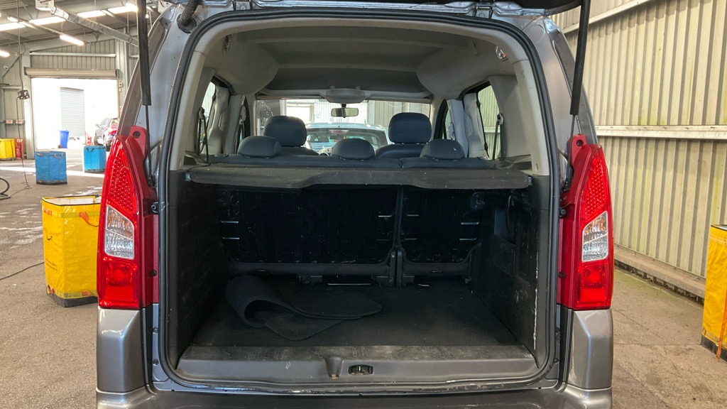 Used Peugeot Partner Tepee 2009 for sale - 77168763: Photo 7