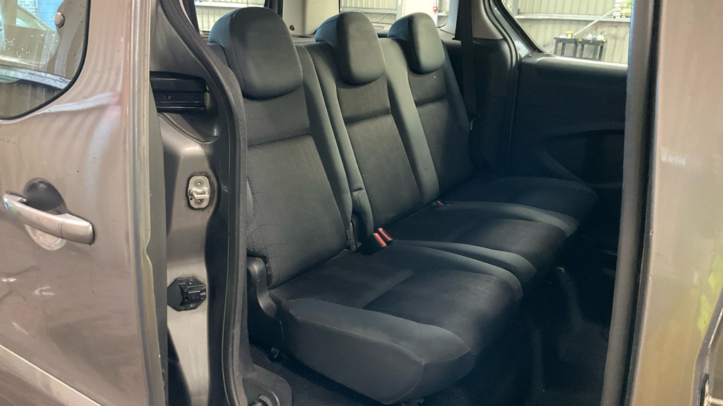 Used Peugeot Partner Tepee 2009 for sale - 77168763: Photo 8