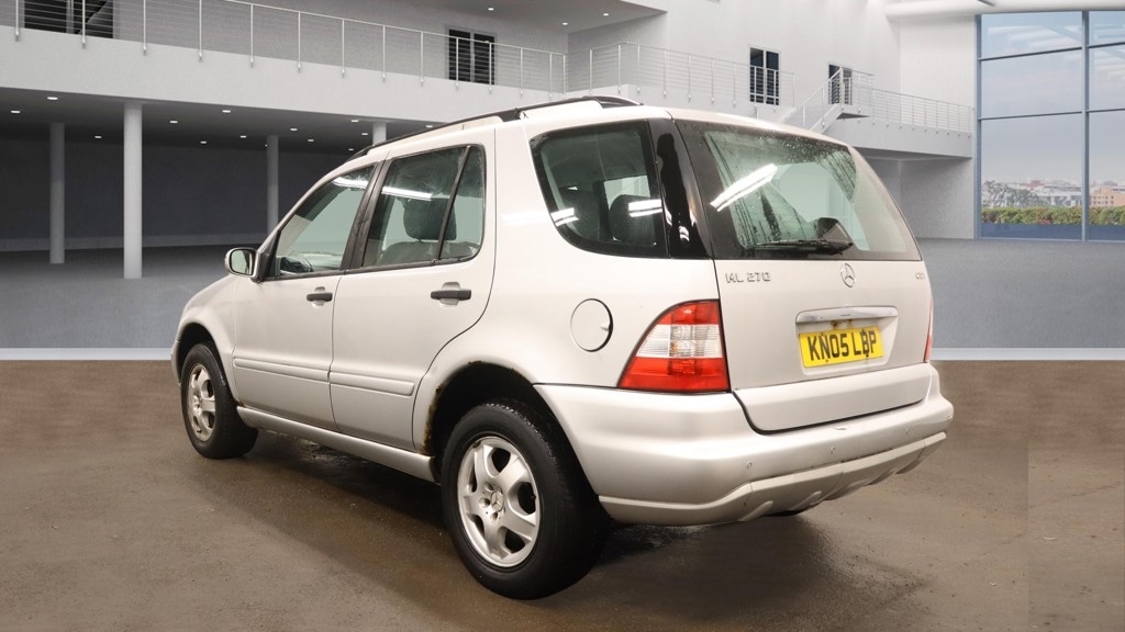 Used Mercedes-Benz M Class 2005 for sale - 77253541: Photo 3