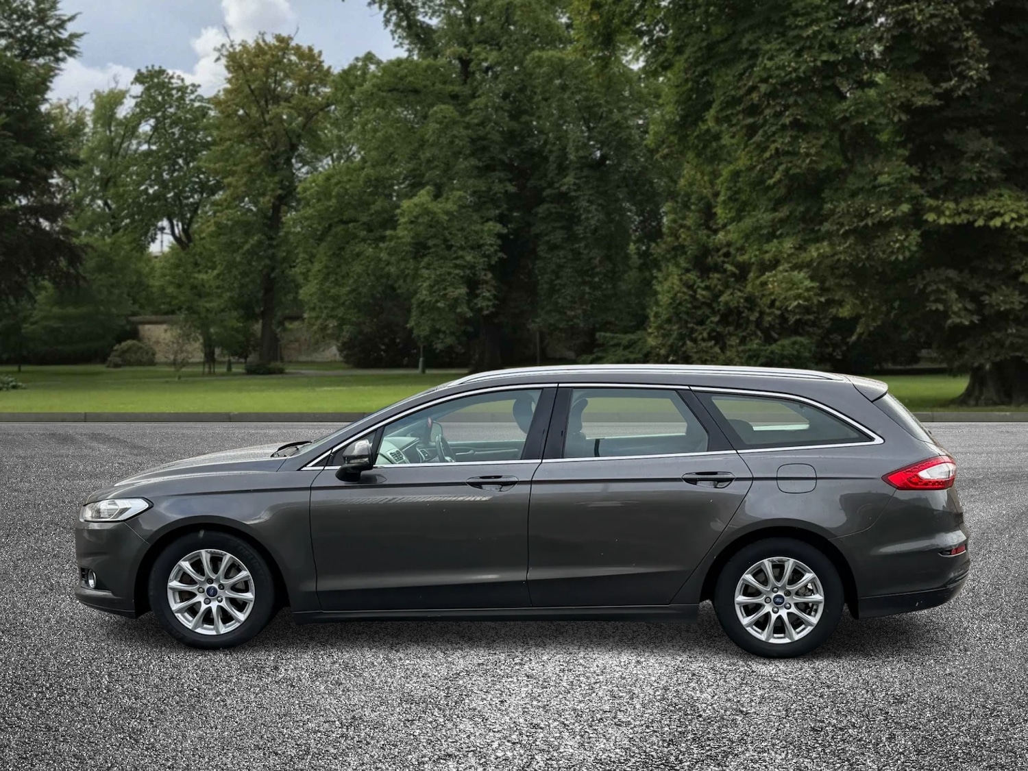 Used Ford Mondeo 2015 for sale - 76464414: Photo 7