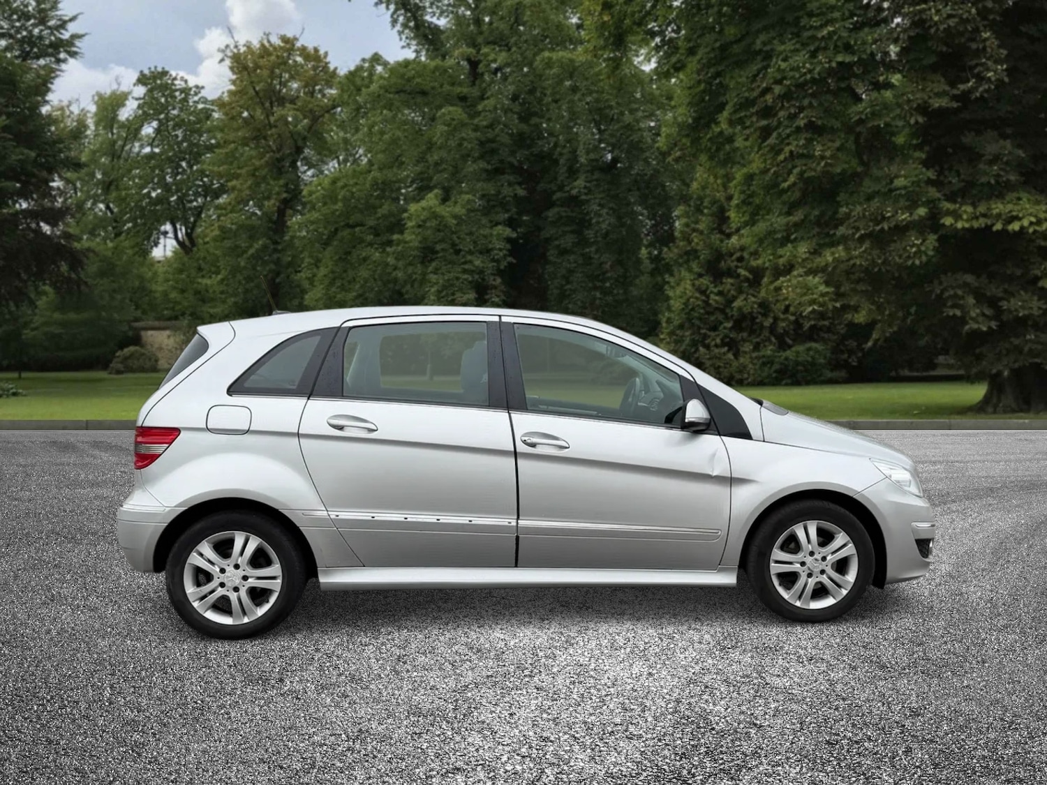 Used Mercedes-Benz B Class 2009 for sale - 76464477: Photo 11