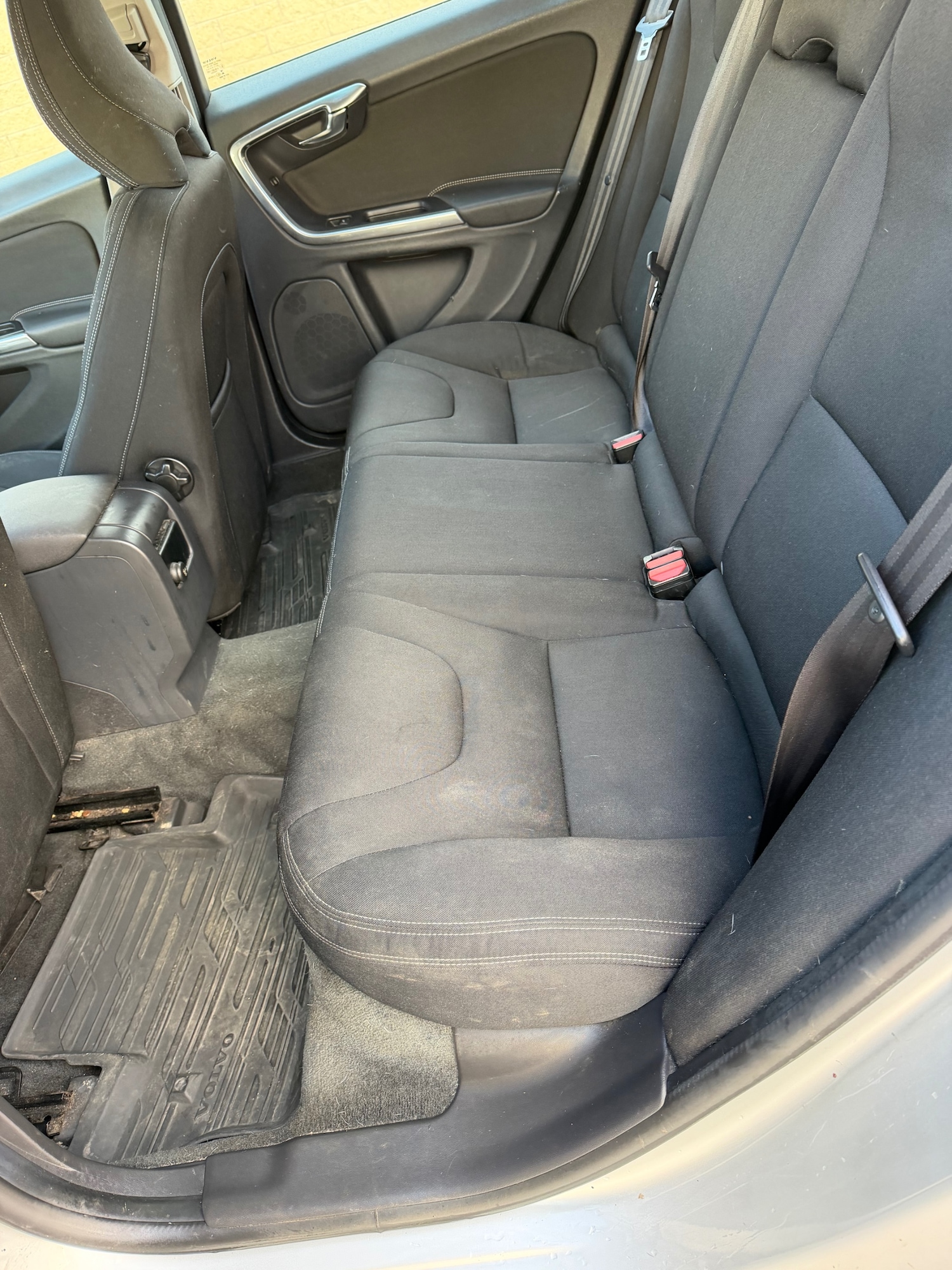 Used Volvo V60 2013 for sale - 76464406: Photo 13