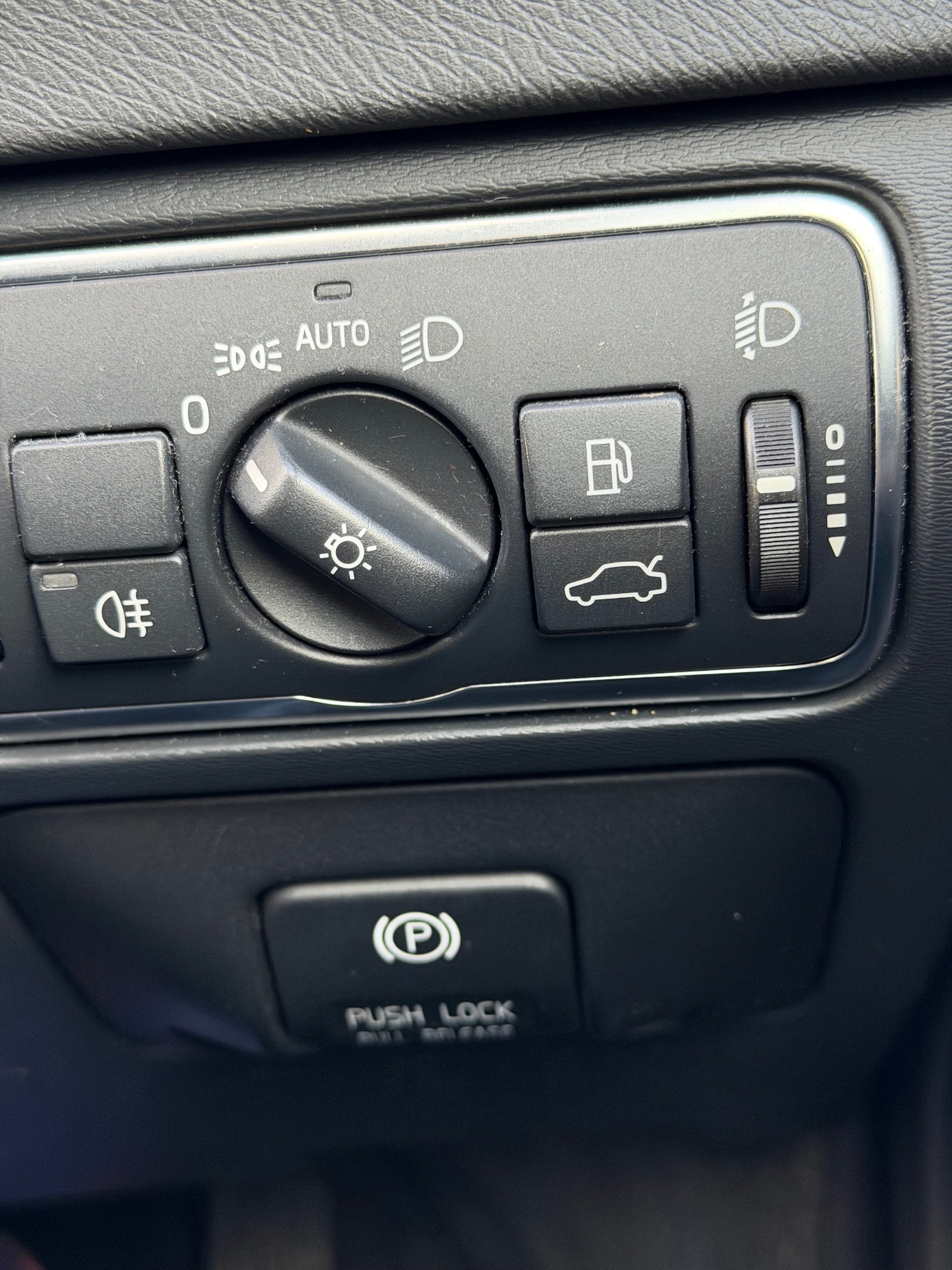 Used Volvo V60 2013 for sale - 76464406: Photo 20