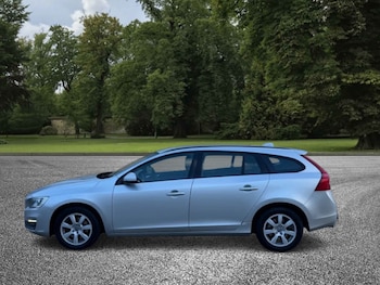 Used Volvo V60 2013 for sale - 76464406: Photo